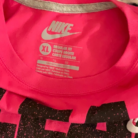 Nike tee - Picture 4 of 4